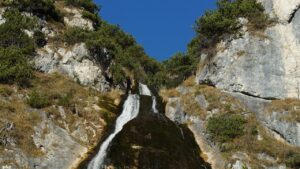 Wasserfall_Wanderweg_Ferienhaus