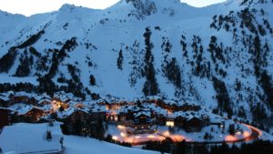dorf_la-plagne_alpen_winter